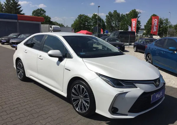 toyota corolla maków podhalański Toyota Corolla cena 89900 przebieg: 42500, rok produkcji 2020 z Maków Podhalański